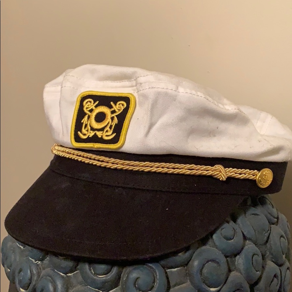 Cute sailor hat! Adjustable